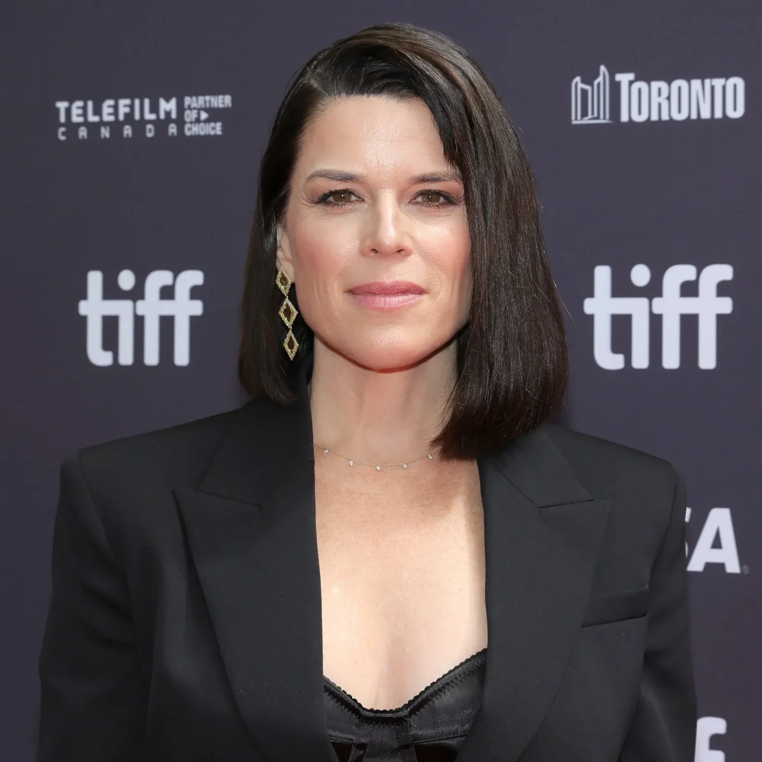 Нів Кемпбелл