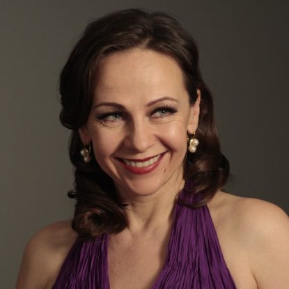 Олена Узлюк